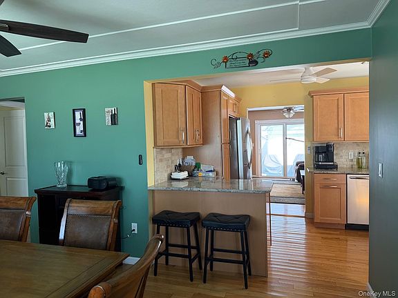4th image of 109 Lincoln Place