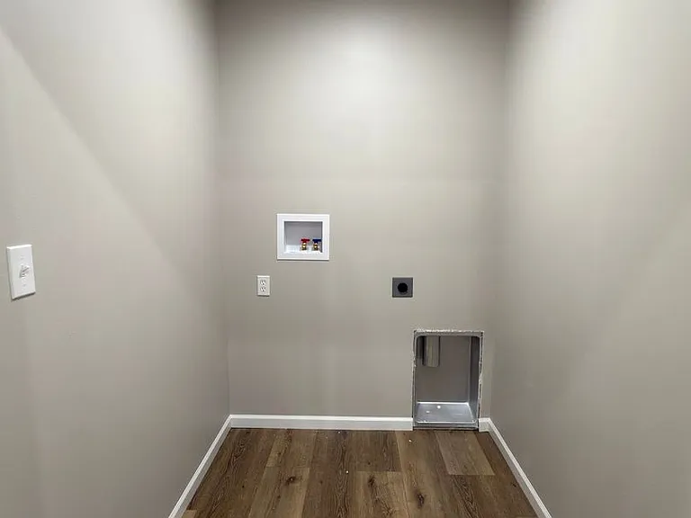 1805 Saint Michaels Ct — Photo 34
