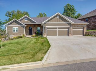 201 N Glengary Dr, Nixa, MO 65714