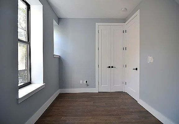 5th image of 630 E 6th St #4K