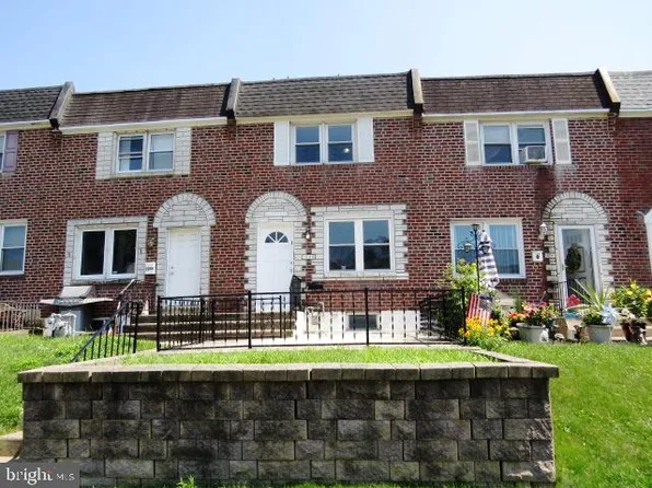 1048 E Academy Ave, Glenolden, PA 19036