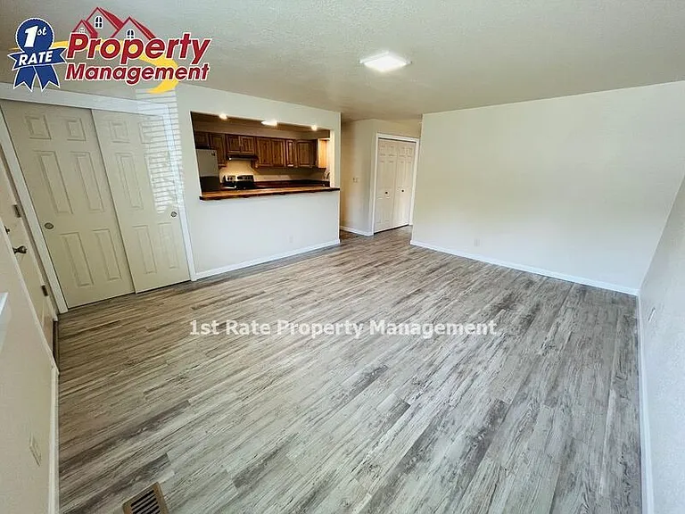 4352 W Rose Hill Ct — Photo 4