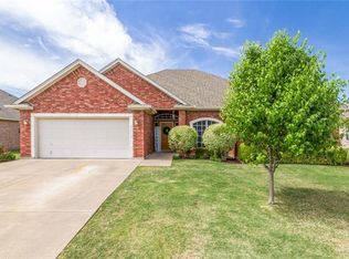 808 Concord St, Cleburne, TX 76033