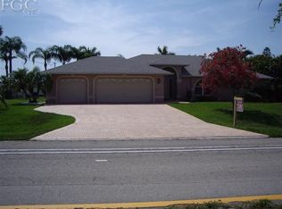 4934 Skyline Blvd, Cape Coral, FL 33914