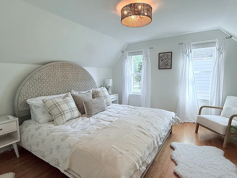 530 S Vail Ave — Photo 10