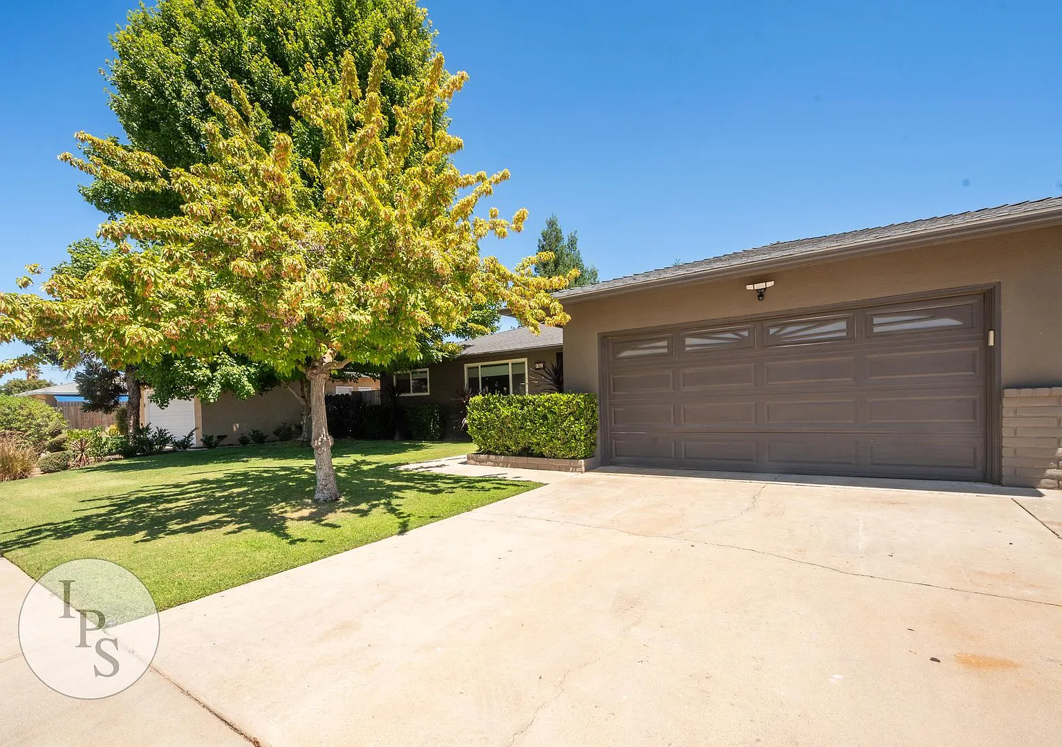 Fresno Eastside Home, 3BR/2BA, Near CSUF w/Solar — Photo 1