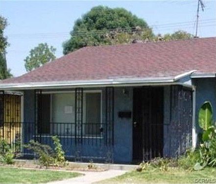 2nd image of 11928 Pioneer Blvd