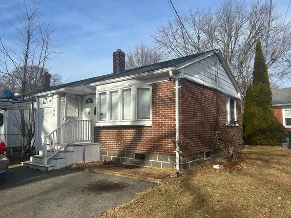 22 Sikorsky Place, Stratford, CT 06614