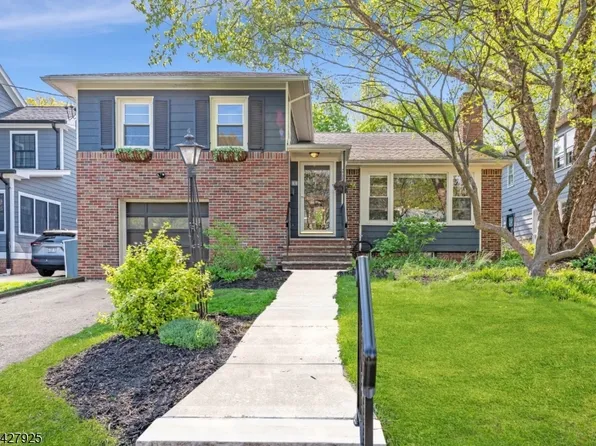 32 Yale St, Maplewood Twp., NJ 07040