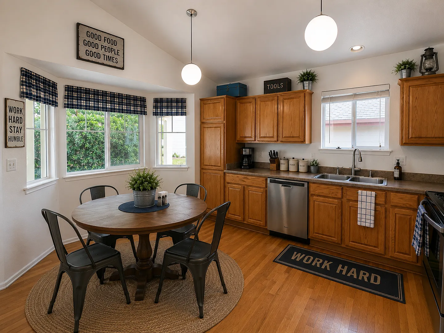 Wonderful Home in Evans — Photo 4