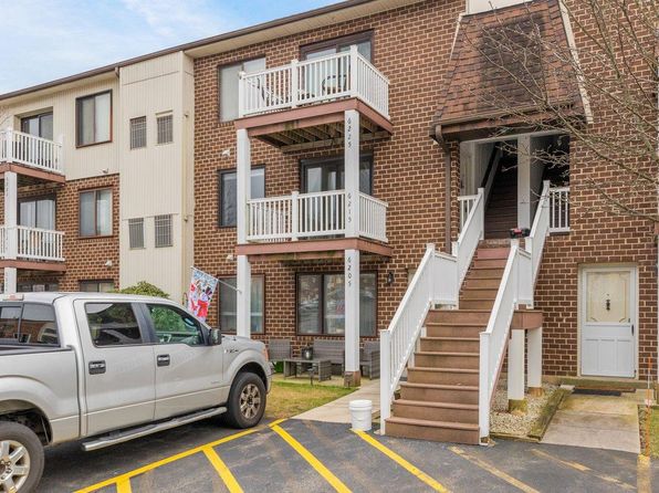 6215 Hilltop Dr #33