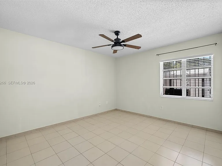 13 SW 97th Pl — Photo 17