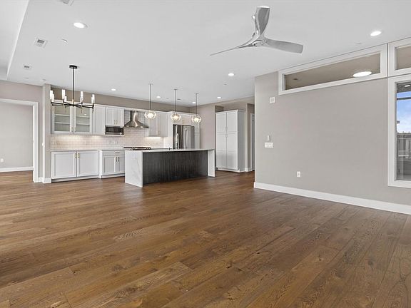 5th image of 625 N Segoe Road #1006