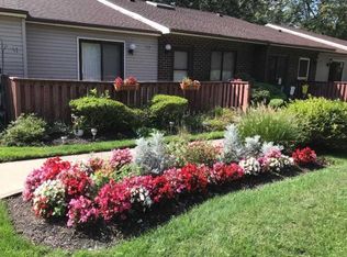 723 Hilltop Ct, Coram, NY 11727