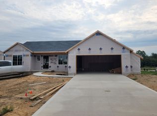 4275 Butternut Dr, Wayland, MI 49348