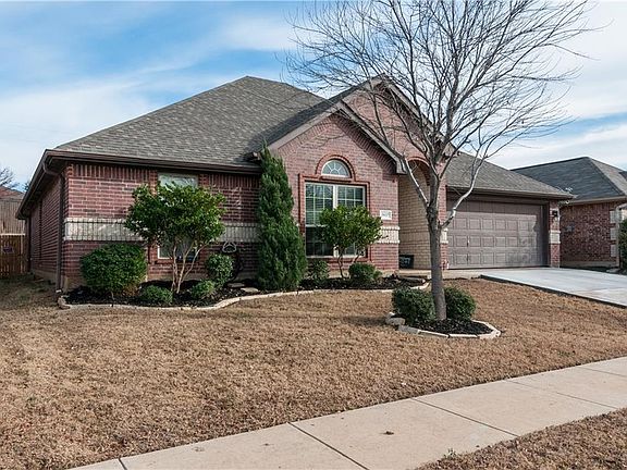 2nd image of 3937 Vista Greens Dr