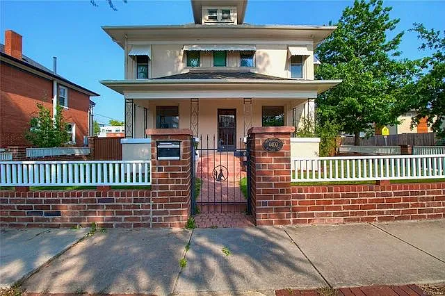 4 bed, 3251 sqft, $1,200 — Photo 1