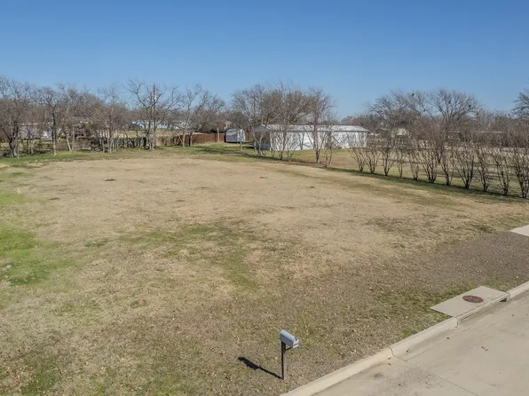 10405 Sunrise Cir, Argyle, TX 76226