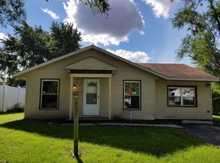 2916 Willow Tree Ave, Sauk Village, IL 60411