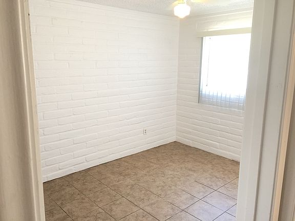 5th image of 3421 E Monte Vista Dr