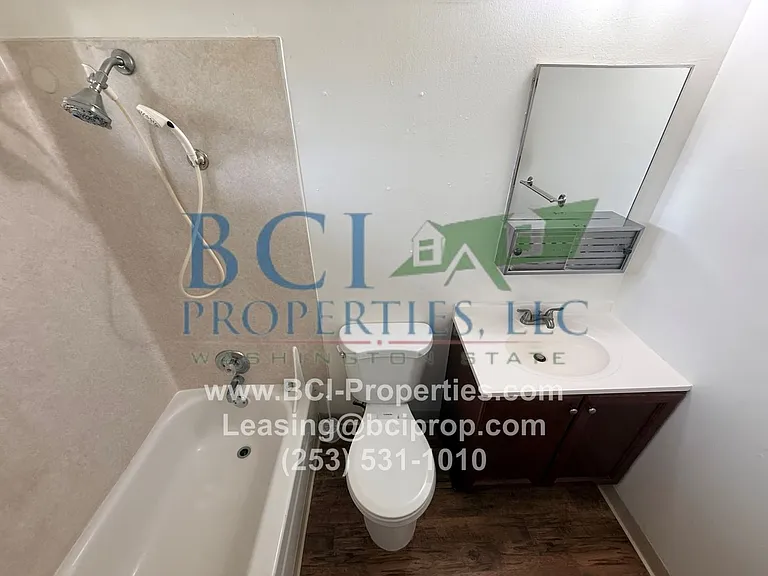 10902 Freiday St SW — Photo 8