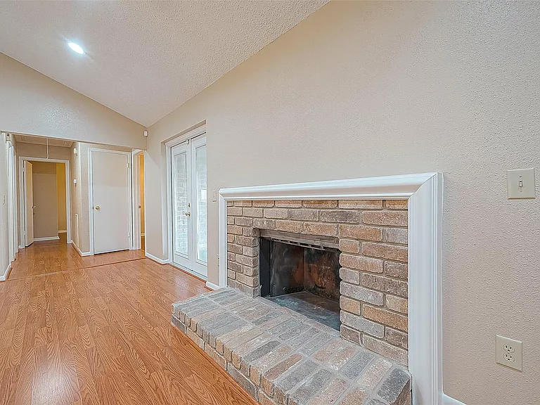 3231 E Heatherock Cir — Photo 10