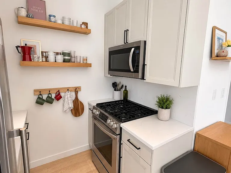 230 W 97th St #2 — Photo 5