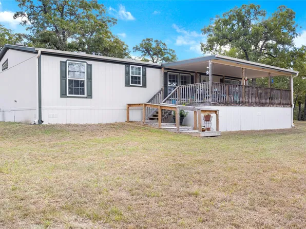14223 Long Dr, Iola, TX 77861