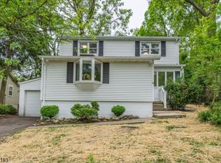 15 Allamuchy Trl, Andover, NJ 07821