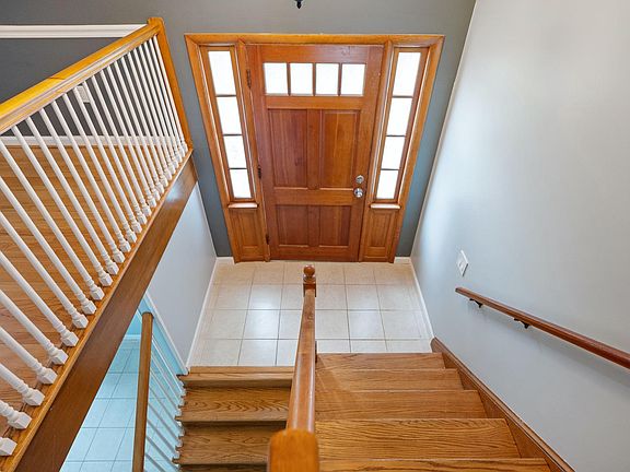 3rd image of 25520 Jarl Dr