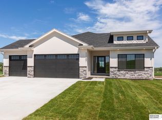 11107 N 159th Ave, Bennington, NE 68007