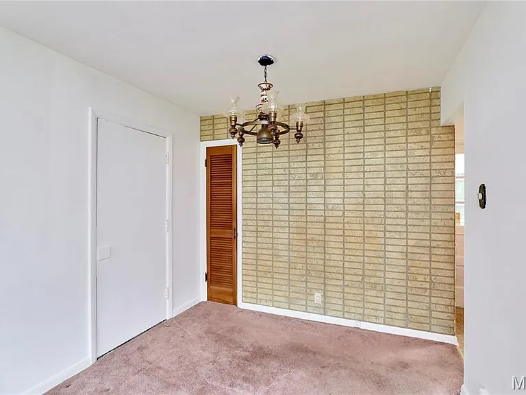 228 Newton Pl — Photo 7