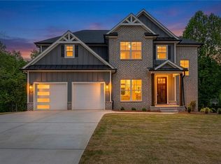 6073 Rockingham Way, Gainesville, GA 30506