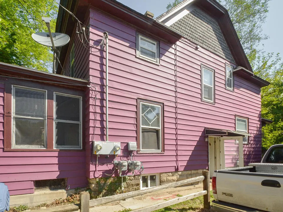 917 Oak st. Kalamazoo-104
