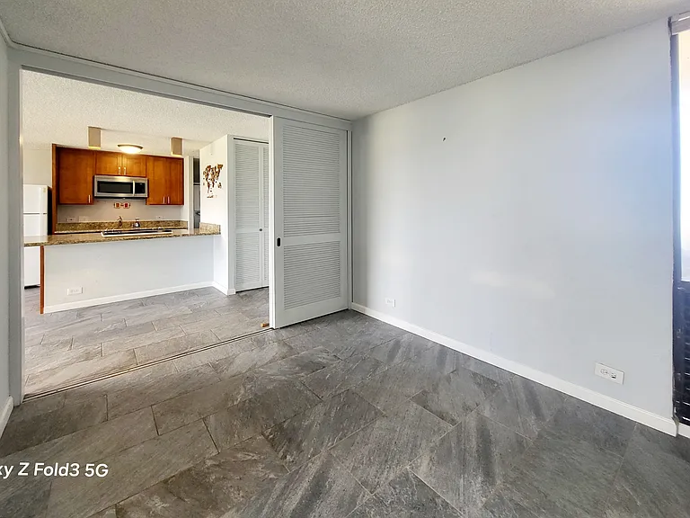 320 Liliuokalani Ave #1504 — Photo 12