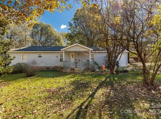 137 Twisted Oak Ln, Gastonia, NC 28052