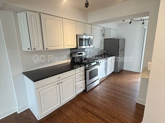 2nd image of 5125 N Mason Ave