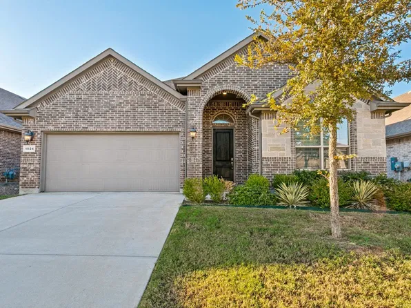 1024 Pitch Pine St, Hickory Creek, TX 75065