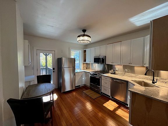2nd image of 334 Hurley St #R1