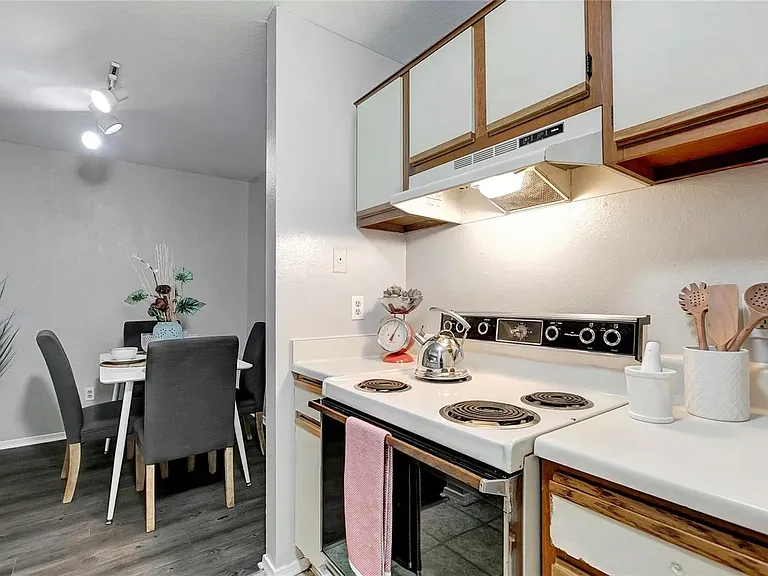 1400 Gandy Blvd N #1407 — Photo 10