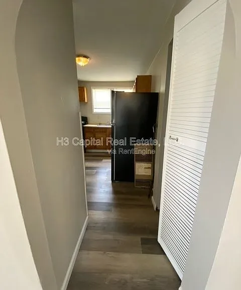 1693 Market St — Photo 9