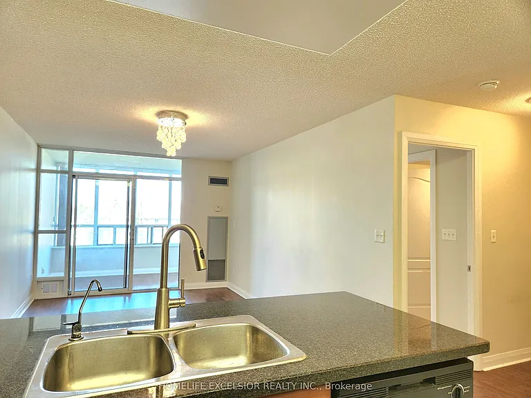 7363 Kennedy Rd #317 — Photo 10