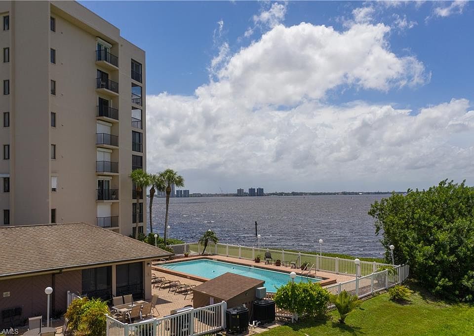 1st image of 4510 N Key Dr APT 605