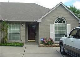 1st image of 2908 Meadow Brook Dr