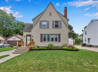 1527 W Ottawa St, Lansing, MI