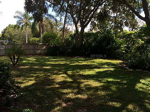 2nd image of 2949 S Bermuda Ave