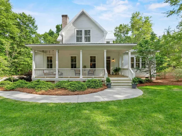 1604 Malvern Hill Dr, Camden, SC 29020