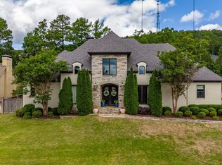 8 Deauville Cir, Little Rock, AR 72223