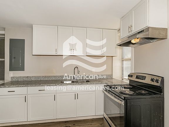 680301_005_kitchen_6.jpg