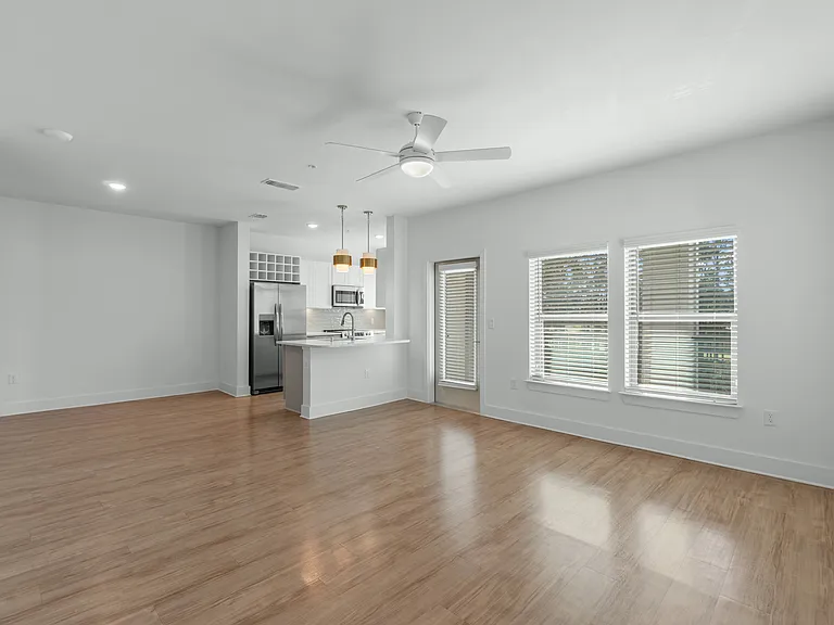 Botanic Miramar Beach — Photo 146